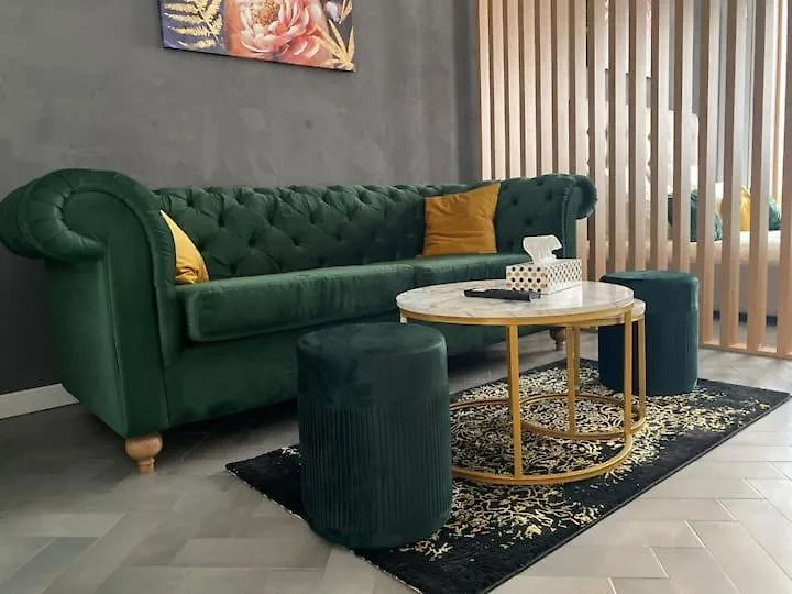 Eden - Amazing Studio - Bucharest Central Location Apartment